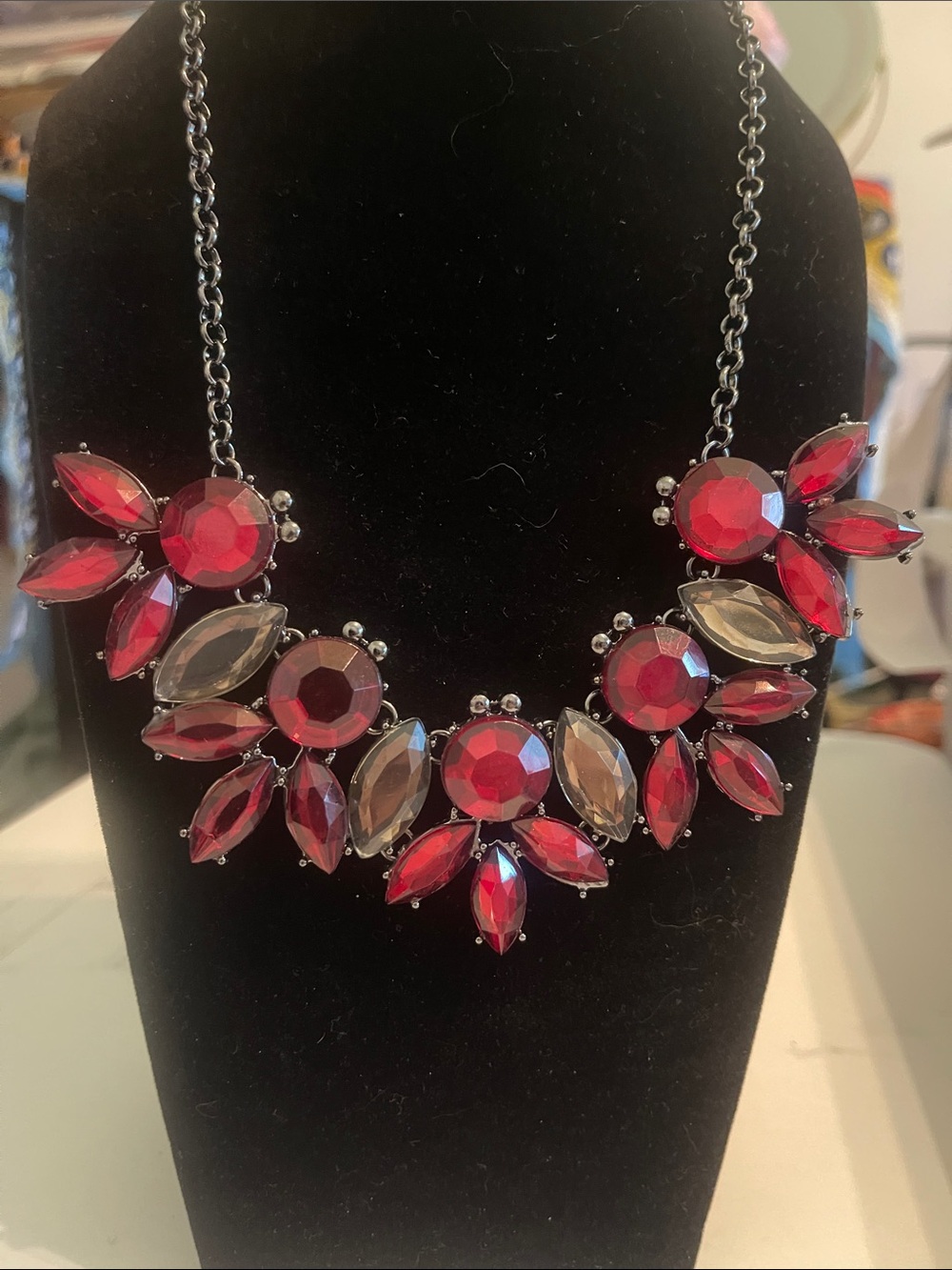 Glam Faceted Red Crystal Statement Necklace
